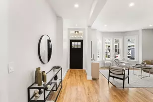 14 Harbor View St, Boston, MA 02125 - Photo 7