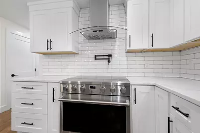 241 Prospect St, Franklin, MA 02038 - Photo 9