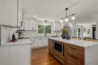241 Prospect St, Franklin, MA 02038 - Photo 5