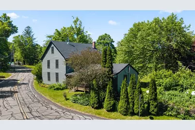 11 Old Cmn, Millbury, MA 01527 - Photo 35