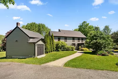 11 Old Cmn, Millbury, MA 01527 - Photo 1
