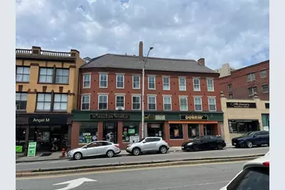 422 Main St #2R, Malden, MA 02148 - Photo 1