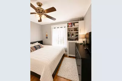 1607 Commonwealth Ave #6, Boston, MA 02135 - Photo 7
