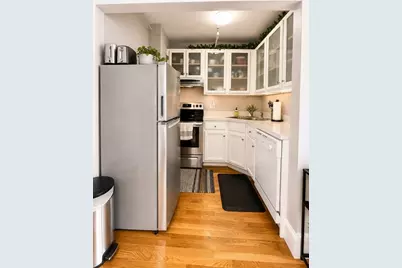 1607 Commonwealth Ave #6, Boston, MA 02135 - Photo 5