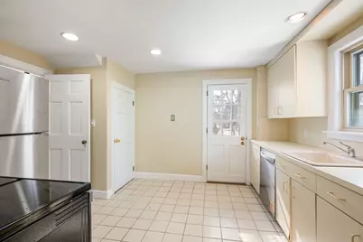 159 Payson Rd, Brookline, MA 02467 - Photo 25