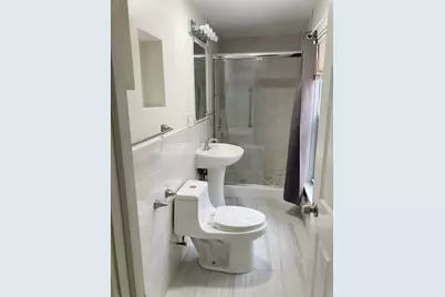 21 Clifton St, Worcester, MA 01610 - Photo 7