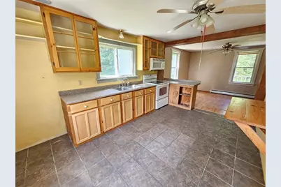 356 E Hill Rd, Leyden, MA 01337 - Photo 9