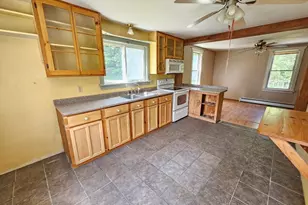 356 E Hill Rd, Leyden, MA 01337 - Photo 9