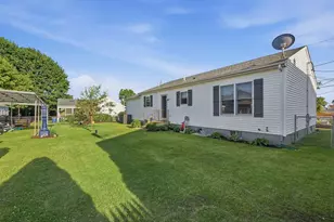 40 Salisbury St, Fall River, MA 02724 - Photo 25