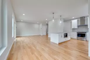 31 Strongwater Dr, Salem, MA 01970 - Photo 3