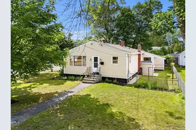 6 Bristol St, Lowell, MA 01852 - Photo 35