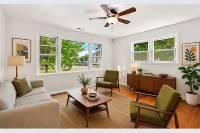 6 Bristol St, Lowell, MA 01852 - Photo 3