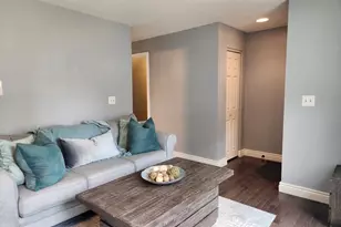 129 Lowell St, Peabody, MA 01960 - Photo 3