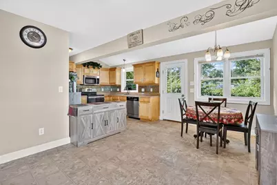 13 Orchard St, Palmer, MA 01069 - Photo 15