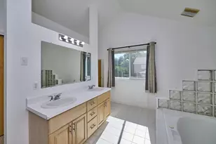 22 Algonquin Trail, Ashland, MA 01721 - Photo 21