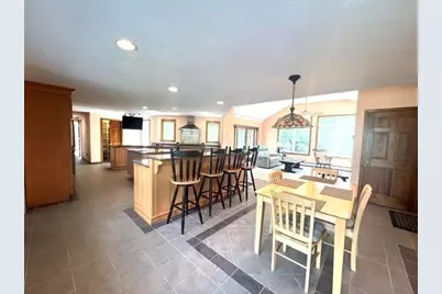 38 Bayberry Dr, Westport, MA 02790 - Photo 7