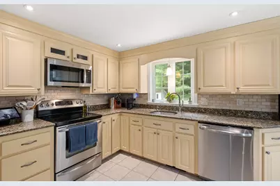 15 Killeen Road, Walpole, MA 02032 - Photo 3