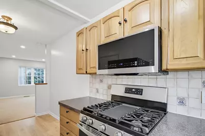 128 Lake Shore Rd. #1, Boston, MA 02135 - Photo 7