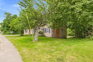 551 Pleasant St, Weymouth, MA 02190 - Photo 3