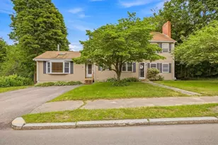 551 Pleasant St, Weymouth, MA 02190 - Photo 1