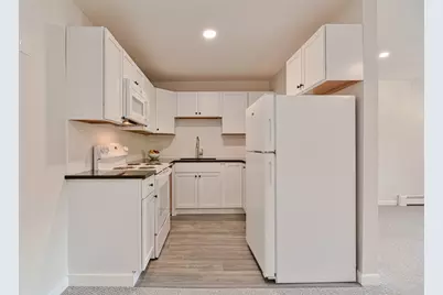 56 Jacqueline Rd #10, Waltham, MA 02452 - Photo 15