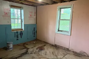 21-23 Carew St, South Hadley, MA 01075 - Photo 27