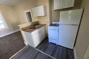 162 Woodlawn Ave, Pittsfield, MA 01201 - Photo 19