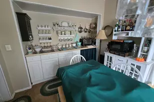 162 Woodlawn Ave, Pittsfield, MA 01201 - Photo 15