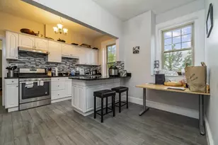 481 Boylston St, Brookline, MA 02445 - Photo 3