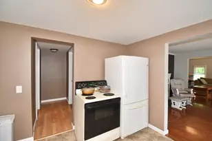 338 Wilbraham Rd, Hampden, MA 01036 - Photo 13