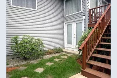 421 Captain Eames Cir #421, Ashland, MA 01721 - Photo 3