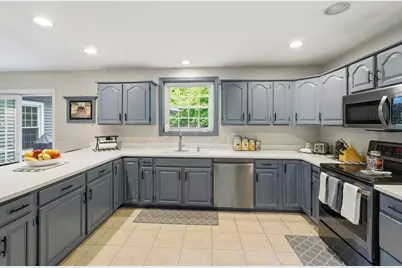 23 Brooks Xing, West Boylston, MA 01583 - Photo 9