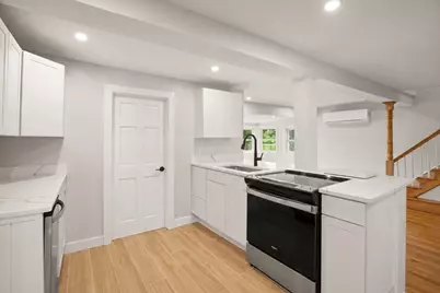 86 Lakeview Ave, Taunton, MA 02780 - Photo 13