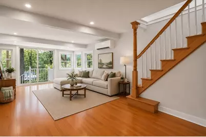 86 Lakeview Ave, Taunton, MA 02780 - Photo 9