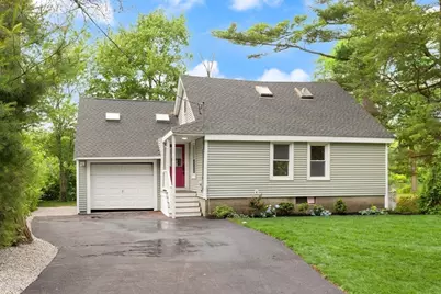86 Lakeview Ave, Taunton, MA 02780 - Photo 7