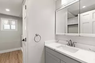 86 Lakeview Ave, Taunton, MA 02780 - Photo 17