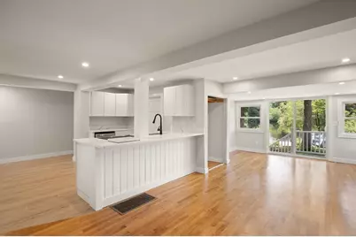 86 Lakeview Ave, Taunton, MA 02780 - Photo 15