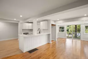 86 Lakeview Ave, Taunton, MA 02780 - Photo 15