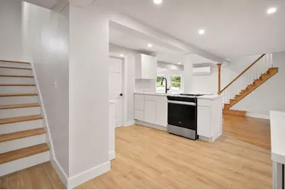 86 Lakeview Ave, Taunton, MA 02780 - Photo 13