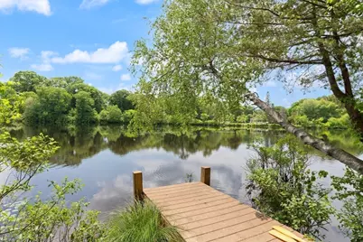 86 Lakeview Ave, Taunton, MA 02780 - Photo 5