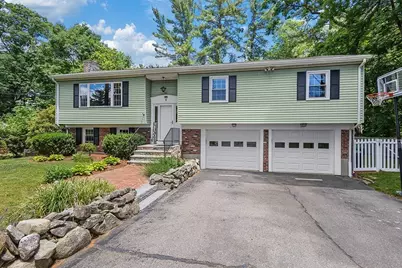 9 Lakeshore Dr, Norfolk, MA 02056 - Photo 3