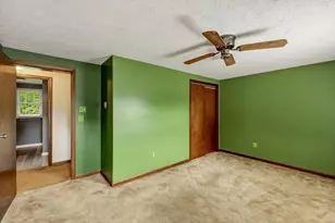 340 Dale St, Chicopee, MA 01013 - Photo 17