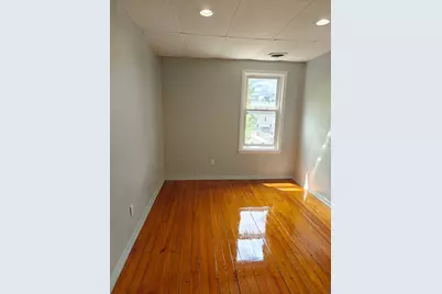 487 Fourth Street #2R, Fall River, MA 02721 - Photo 5