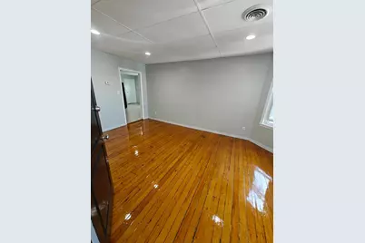 487 Fourth Street #2R, Fall River, MA 02721 - Photo 7