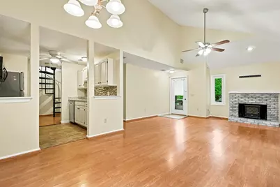 28D Country Club Ln #28D, Milford, MA 01757 - Photo 9