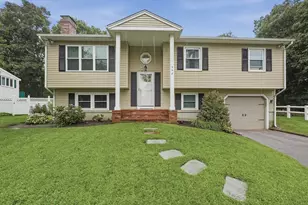 568 Lantern Ln, New Bedford, MA 02740 - Photo 1