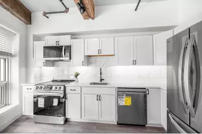 15 Kearney Sq #201, Lowell, MA 01852 - Photo 5