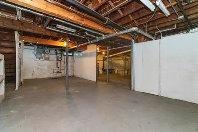 142 Jackson St, Newton, MA 02459 - Photo 29