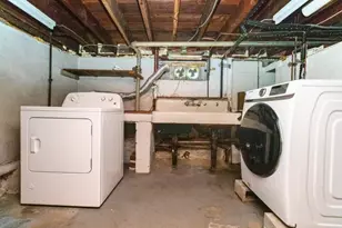 142 Jackson St, Newton, MA 02459 - Photo 27