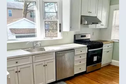 142 Jackson St, Newton, MA 02459 - Photo 3